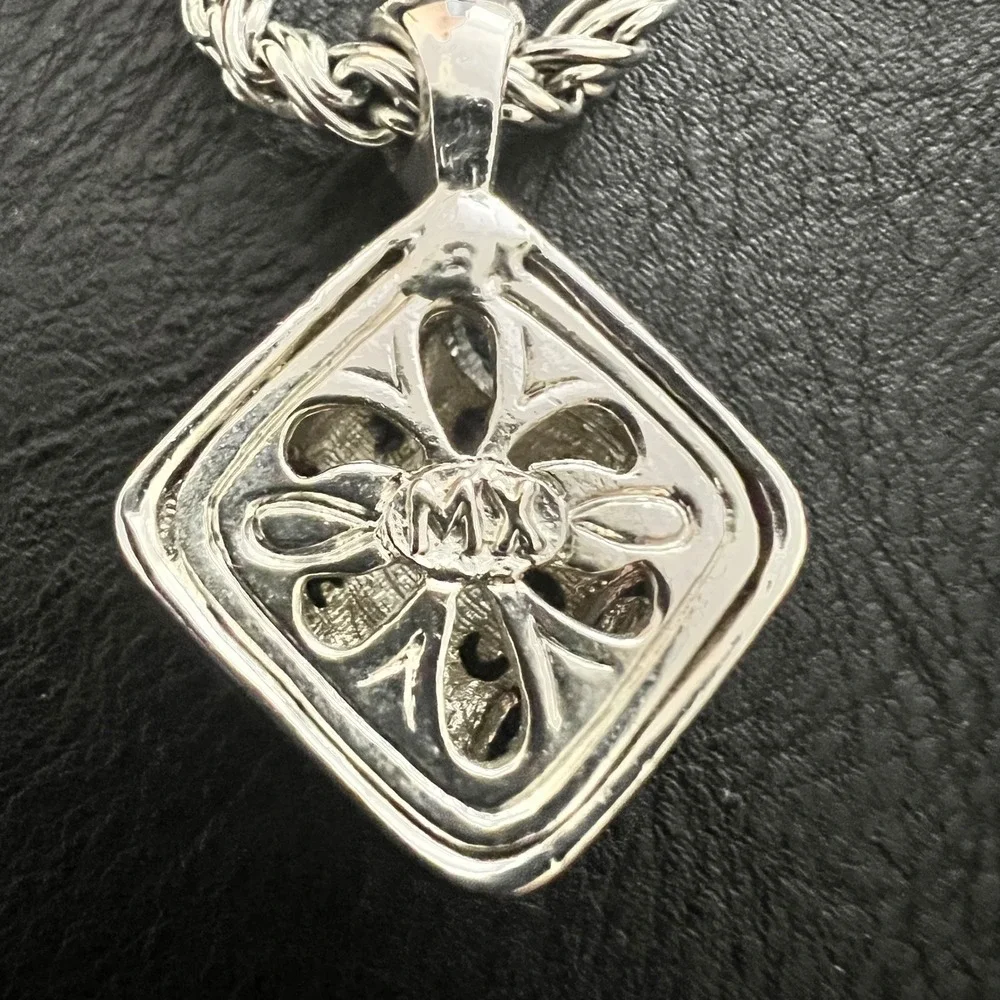 Michael Morrison MX Vtg Silver Tone Square Floral Pendant Rope‎ Chain 19